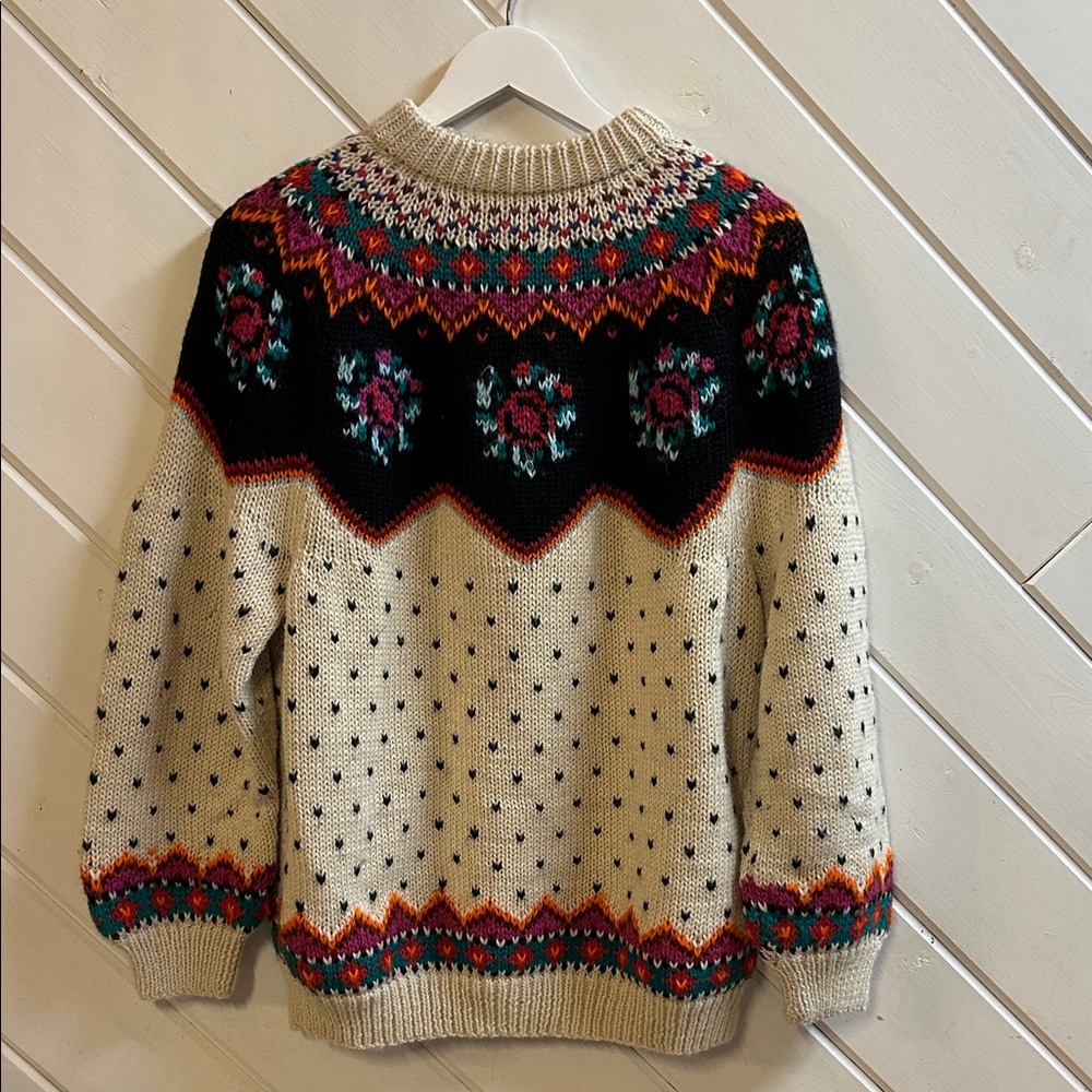 Handmade Floral Nordic Patterned Knit Sweater